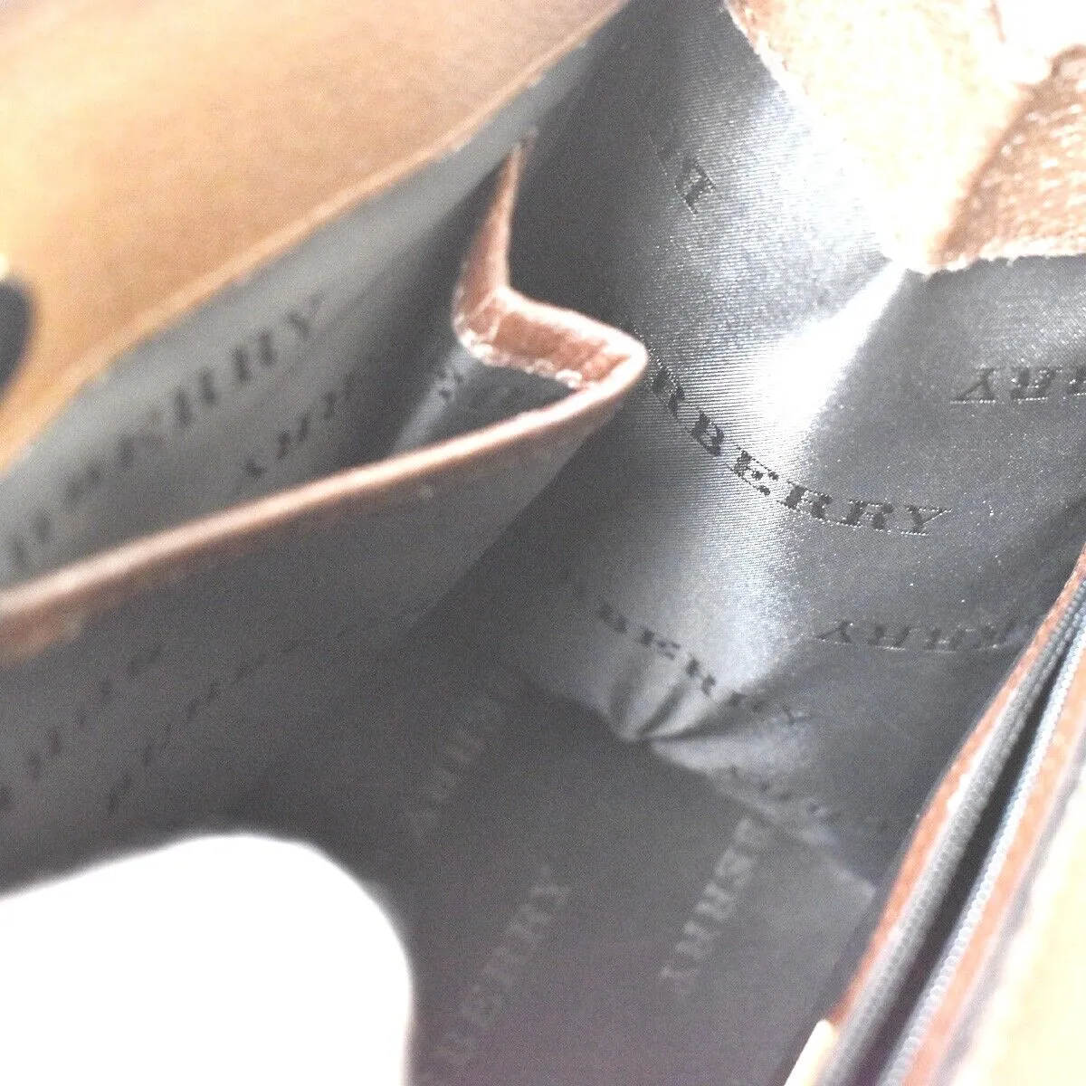 BURBERRY Handbag