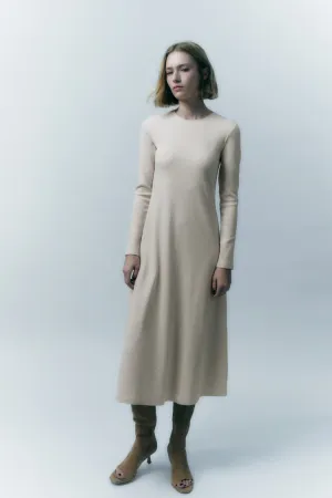 DRESS WITH BACK VENT