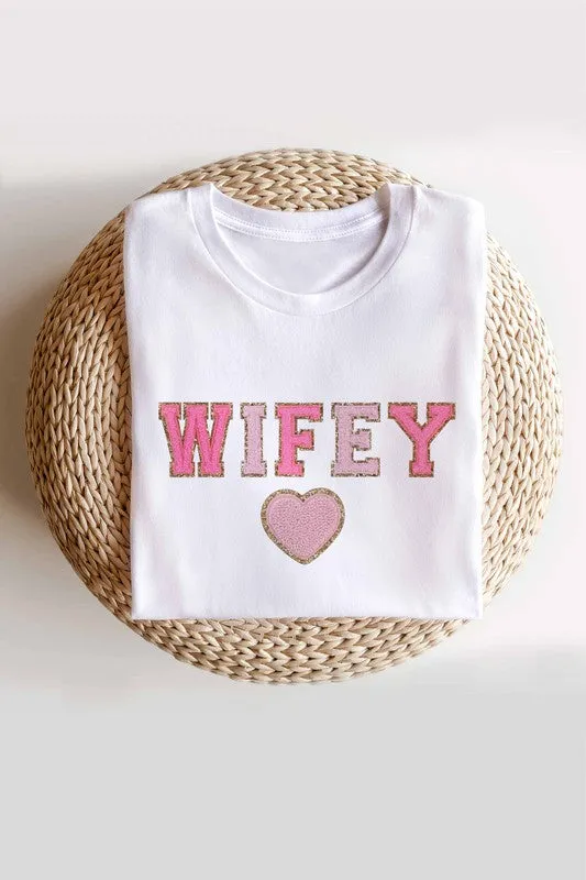 WIFEY GRAPHIC TEE PLUS SIZE